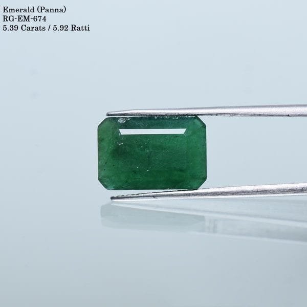 5 39 Carats Emerald 5 92 Ratti Panna Rajendra S Gems World