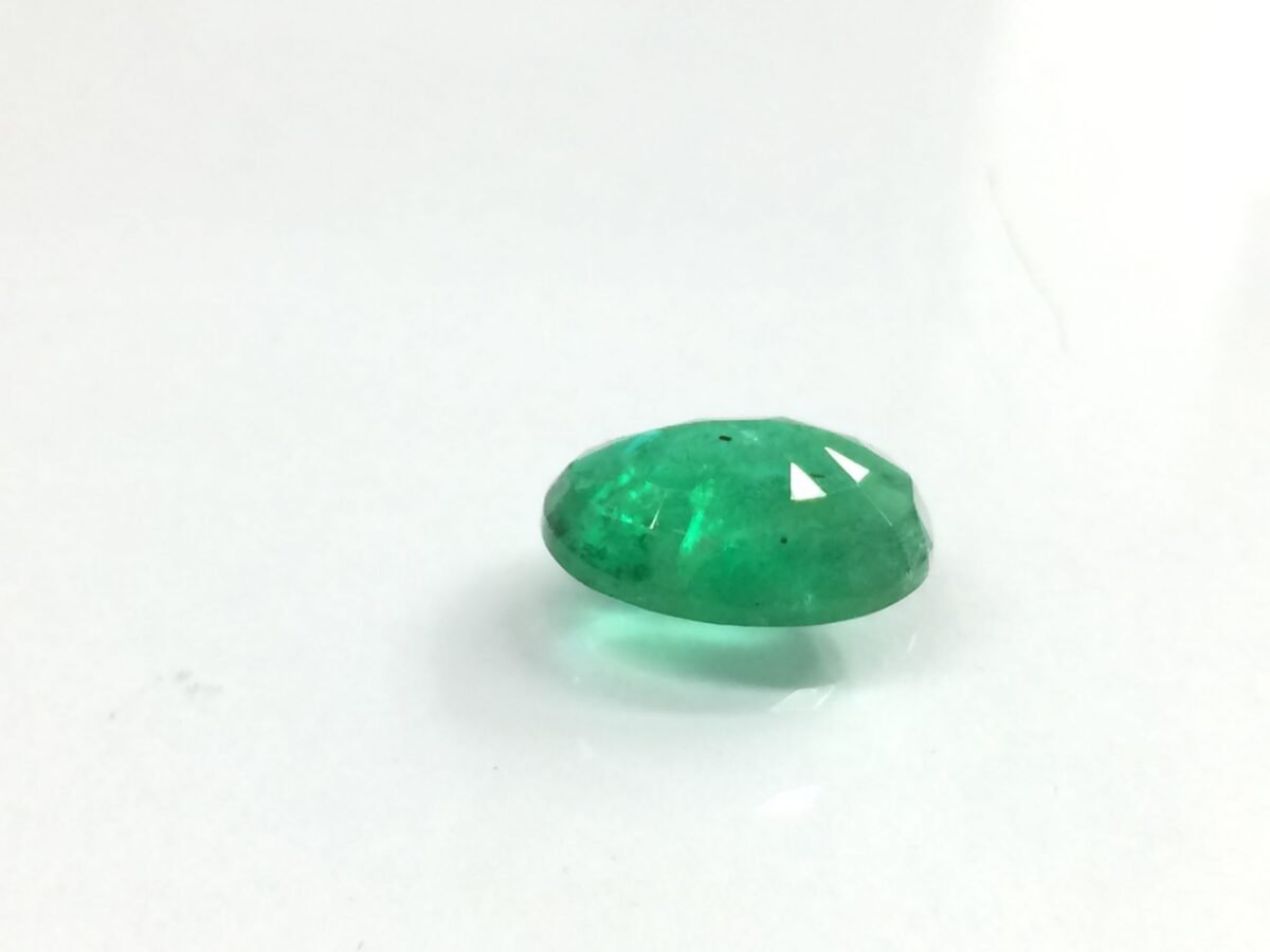 5.66 Carats Emerald ( 6.29 Ratti Panna ) 3