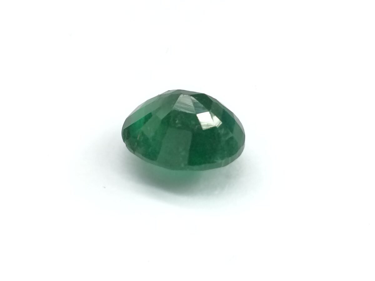 5.04 Carats Emerald ( 5.6 Ratti Panna ) 5
