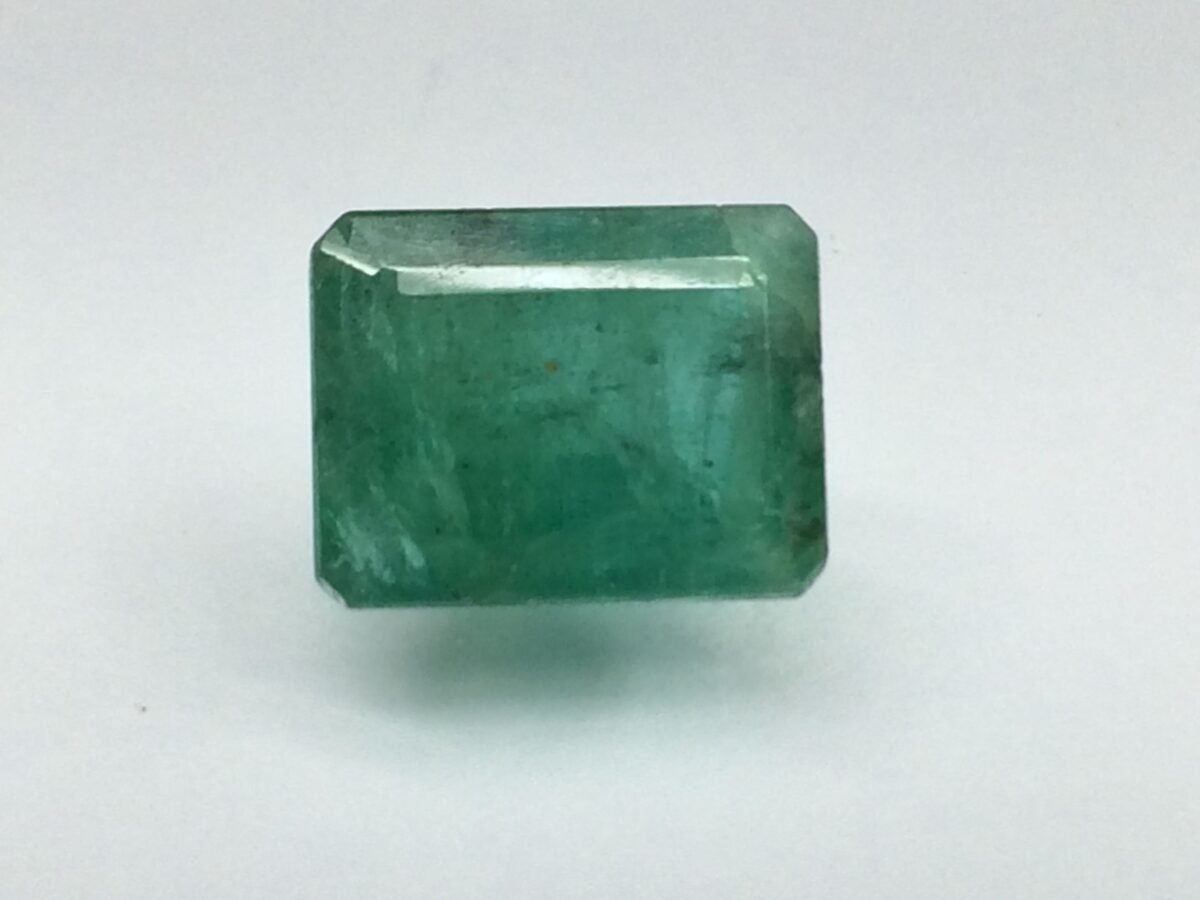 4.74 Carats Emerald ( 5.27 Ratti Panna ) 2