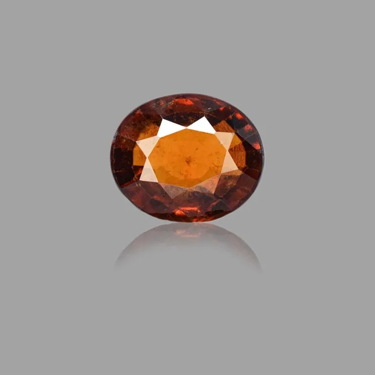 7.61 Carats Hessonite Garnet ( 8.46 Ratti Gomed ) 1