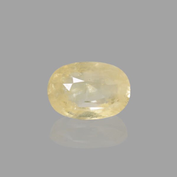 10.5 Carats Yellow Sapphire ( 11.67 Ratti Pukhraj )