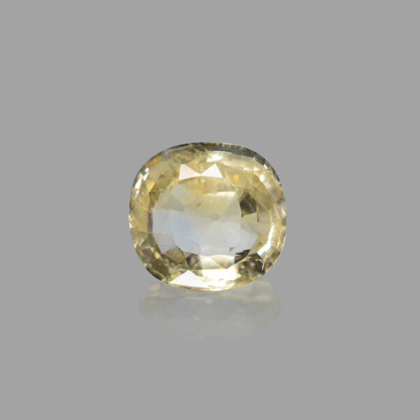 15.03 Carats Yellow Sapphire ( 16.7 Ratti Pukhraj )