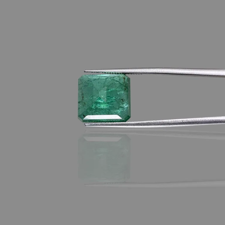 8.54 Carats Emerald ( 9.25 Ratti Panna ) 4