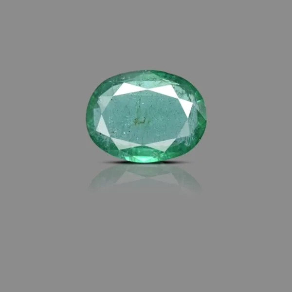 7.62 Carats Emerald ( 8.5 Ratti Panna )