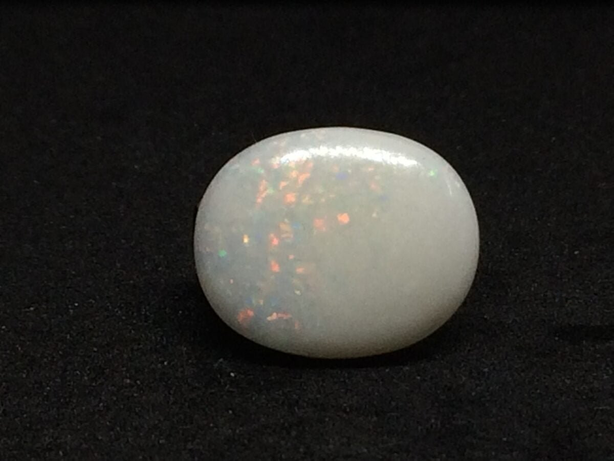 4.97 Carats Opal ( 5.52 Ratti Dudhiya Patthar ) 3