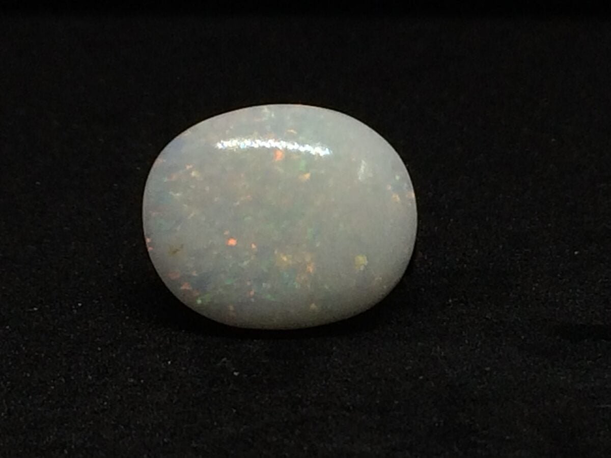 4.97 Carats Opal ( 5.52 Ratti Dudhiya Patthar ) 4