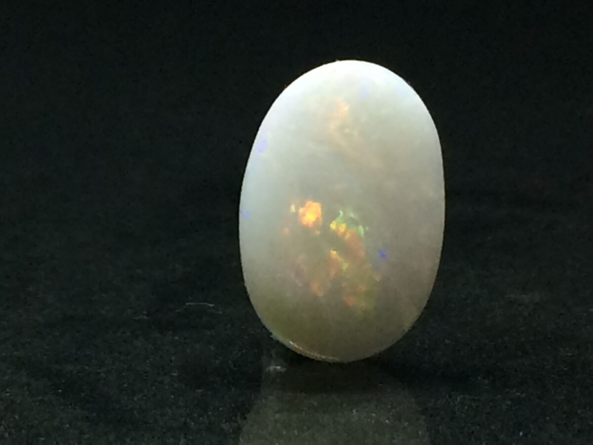 5.4 Carats Opal ( 6 Ratti Dudhiya Patthar ) 3