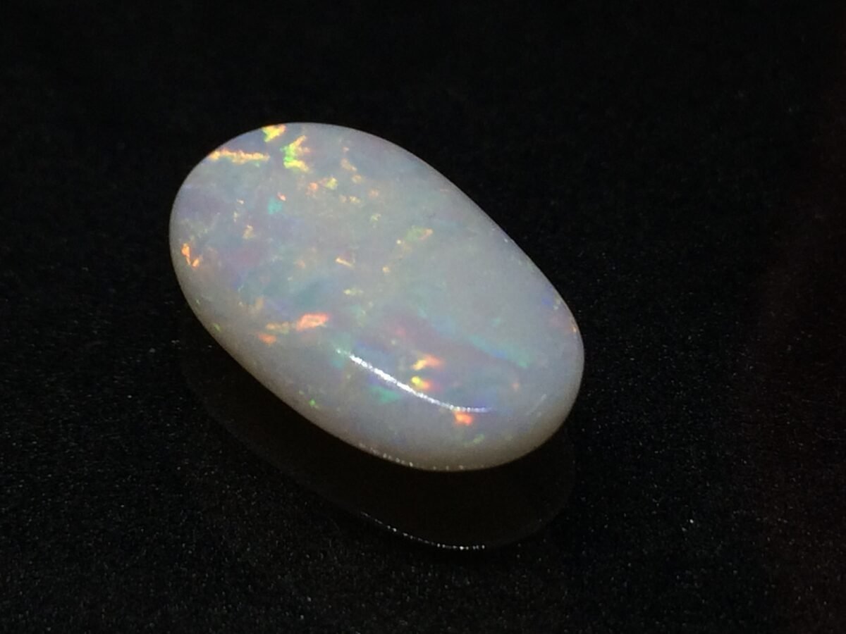 5.72 Carats Opal ( 6.35 Ratti Dudhiya Patthar ) 1