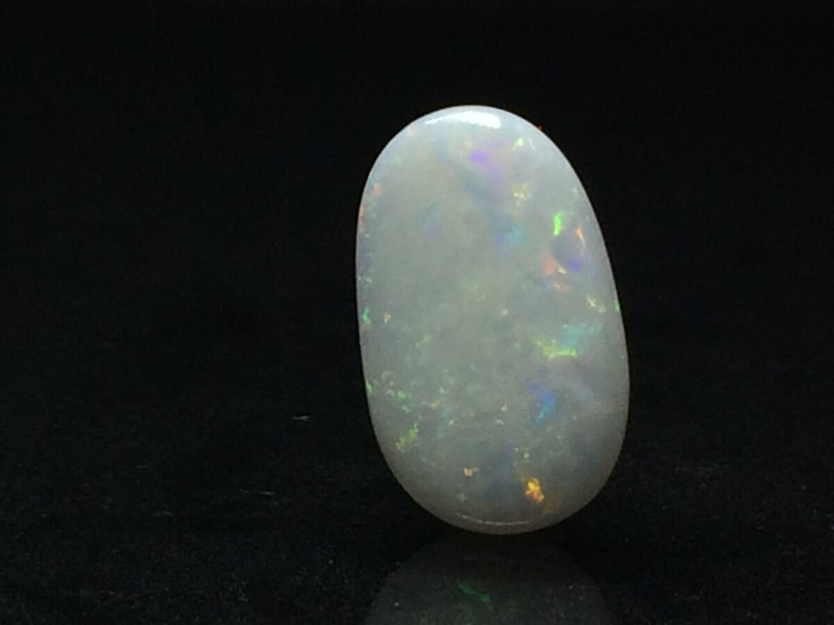 5.72 Carats Opal ( 6.35 Ratti Dudhiya Patthar ) 4