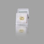 4.03 Carats Yellow Sapphire ( 4.48 Ratti Pukhraj )