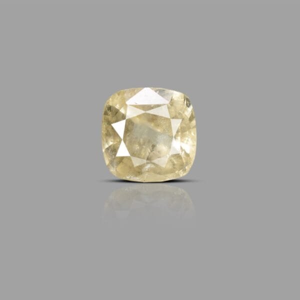 6.78 Carats Yellow Sapphire ( 7.53 Ratti Pukhraj )