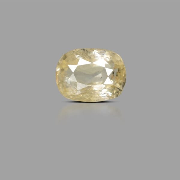 6.74 Carats Yellow Sapphire ( 7.49 Ratti Pukhraj )