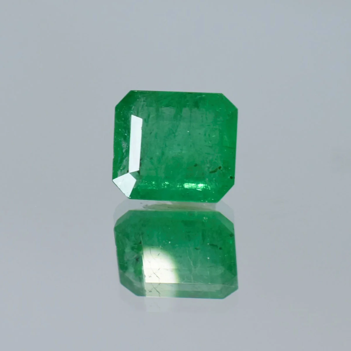 3.6 Carats Emerald ( 4 Ratti Panna ) 1