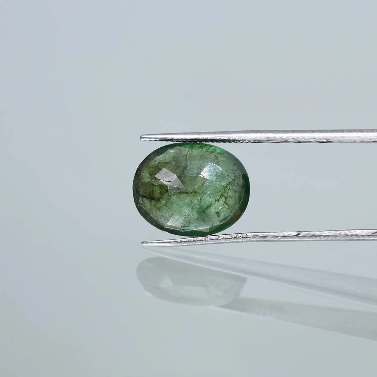 4.66 Carats Emerald ( 5.12 Ratti Panna ) 2