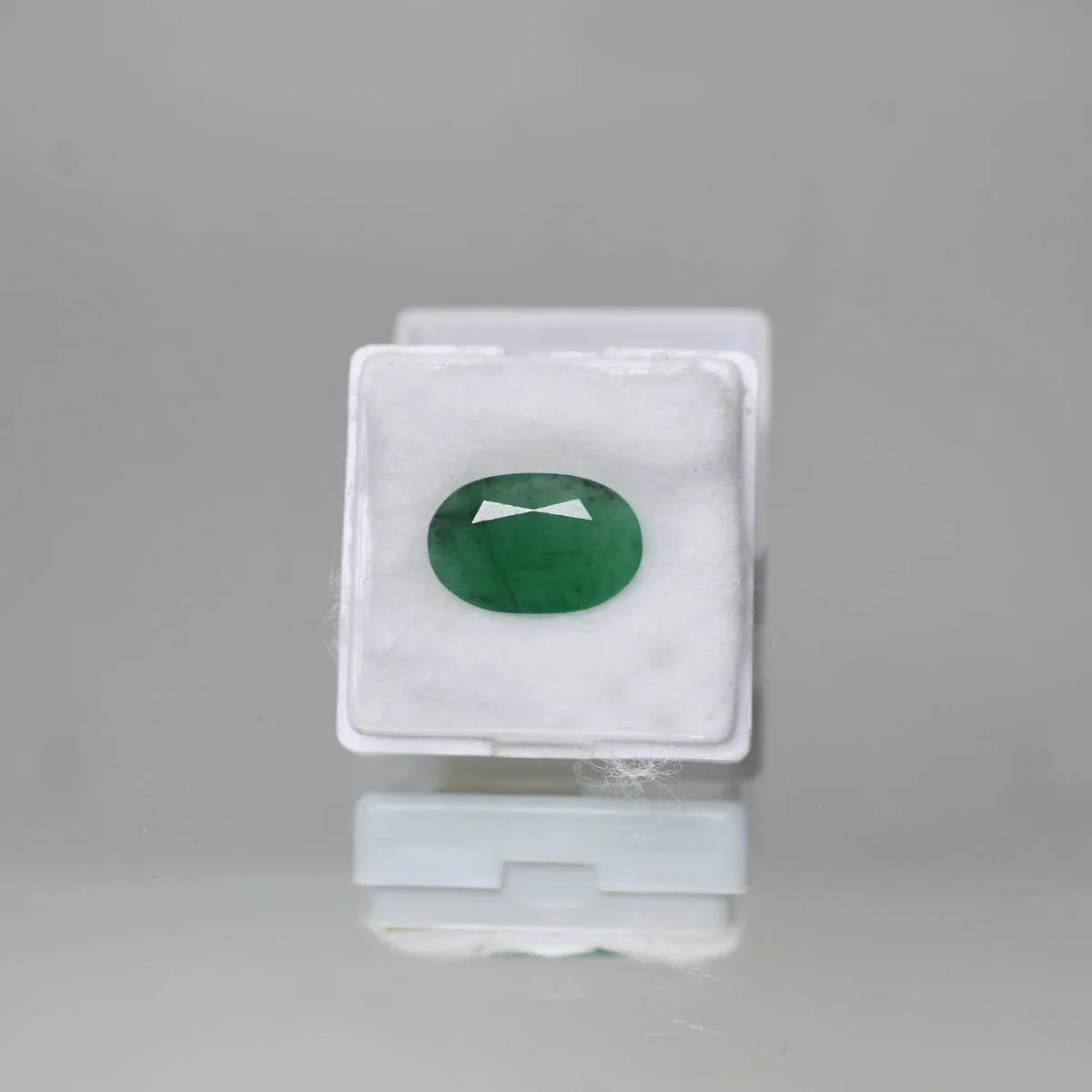 5.47 Carats Emerald ( 6.01 Ratti Panna ) 4