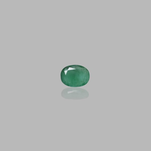 4.69 Carats Emerald ( 5.15 Ratti Panna )