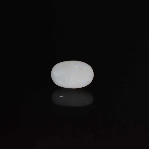 4.66 Carats Opal ( 5.18 Ratti Dudhiya Patthar )