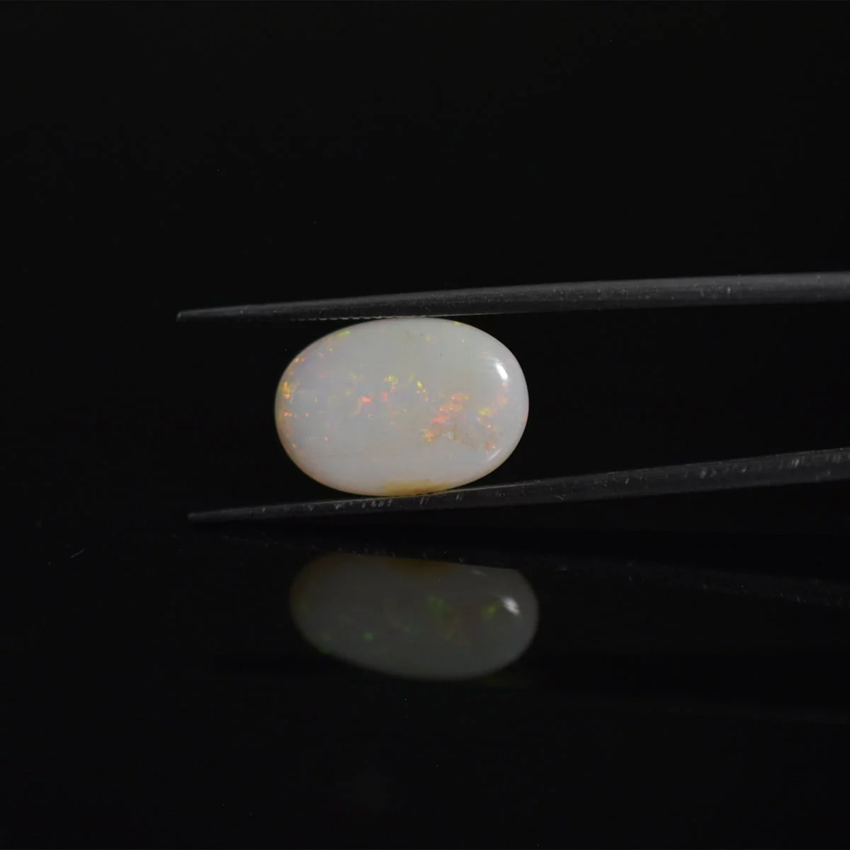 4 Carats Opal ( 4.44 Ratti Dudhiya Patthar ) 4