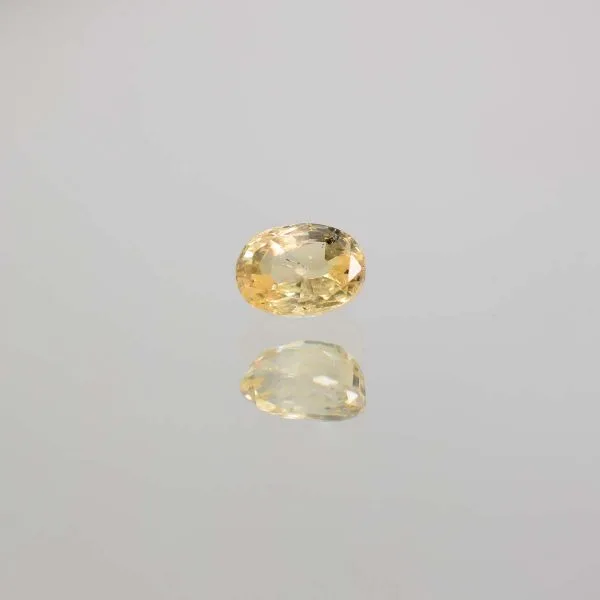 4.11 Carats Yellow Sapphire ( 4.57 Ratti Pukhraj )