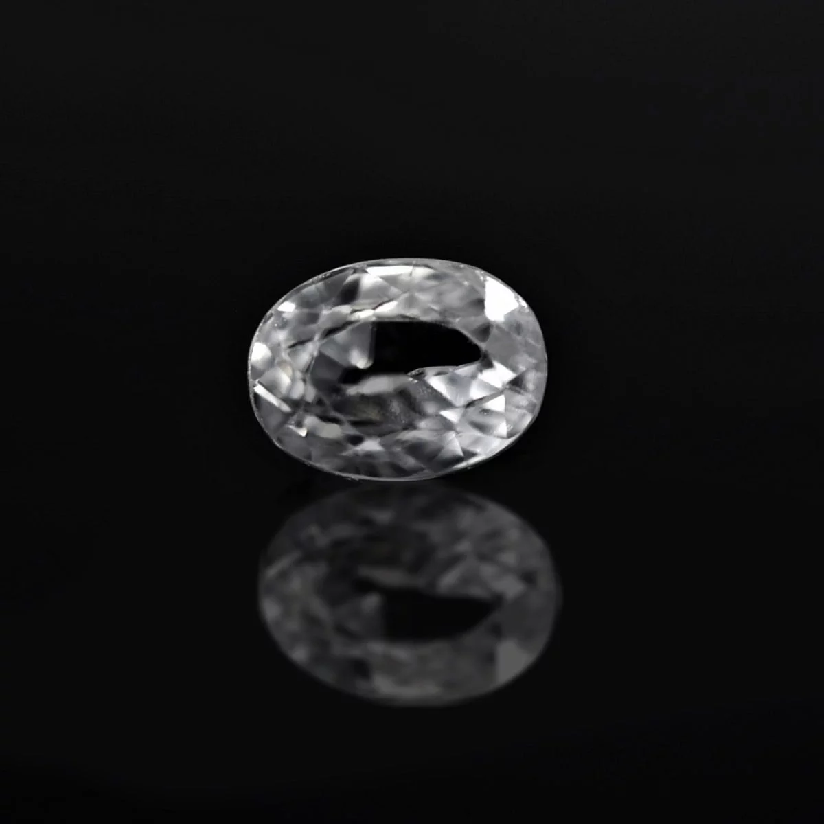 5.25 Carats Zircon ( 5.83 Ratti Jarkan ) 1